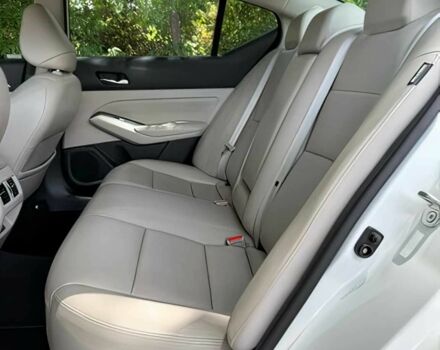 Білий Ніссан Альтіма, об'ємом двигуна 2.5 л та пробігом 31 тис. км за 6300 $, фото 9 на Automoto.ua