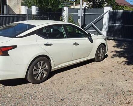 Белый Ниссан Альтима, объемом двигателя 2.49 л и пробегом 67 тыс. км за 15600 $, фото 8 на Automoto.ua