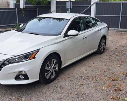 Белый Ниссан Альтима, объемом двигателя 2.49 л и пробегом 67 тыс. км за 15600 $, фото 9 на Automoto.ua