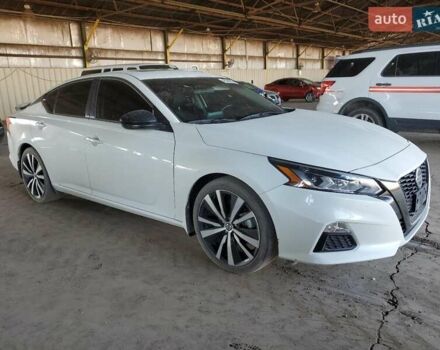 Белый Ниссан Альтима, объемом двигателя 2.49 л и пробегом 43 тыс. км за 5500 $, фото 4 на Automoto.ua