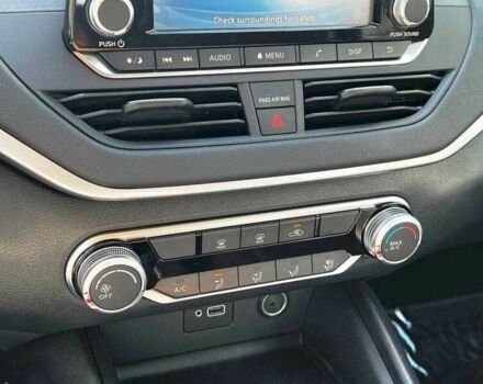 Белый Ниссан Альтима, объемом двигателя 2.5 л и пробегом 3 тыс. км за 9200 $, фото 15 на Automoto.ua