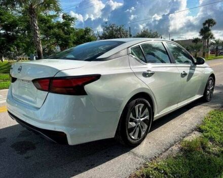 Белый Ниссан Альтима, объемом двигателя 2.5 л и пробегом 3 тыс. км за 9200 $, фото 4 на Automoto.ua