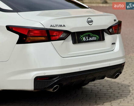 Белый Ниссан Альтима, объемом двигателя 2.5 л и пробегом 4 тыс. км за 24900 $, фото 17 на Automoto.ua