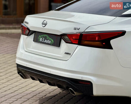 Белый Ниссан Альтима, объемом двигателя 2.5 л и пробегом 4 тыс. км за 24900 $, фото 19 на Automoto.ua