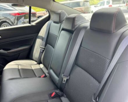Білий Ніссан Альтіма, об'ємом двигуна 0 л та пробігом 19 тис. км за 9800 $, фото 9 на Automoto.ua
