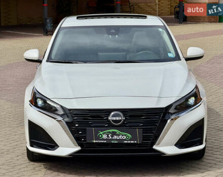 Белый Ниссан Альтима, объемом двигателя 2.5 л и пробегом 4 тыс. км за 24900 $, фото 8 на Automoto.ua