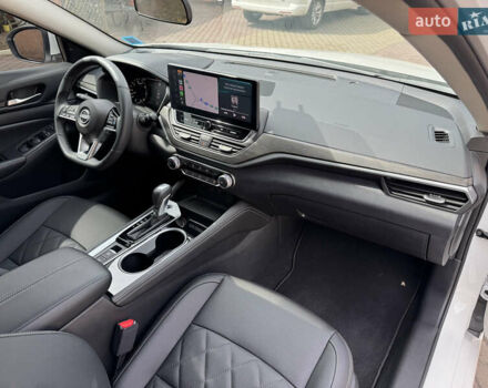 Белый Ниссан Альтима, объемом двигателя 2.5 л и пробегом 4 тыс. км за 24900 $, фото 66 на Automoto.ua