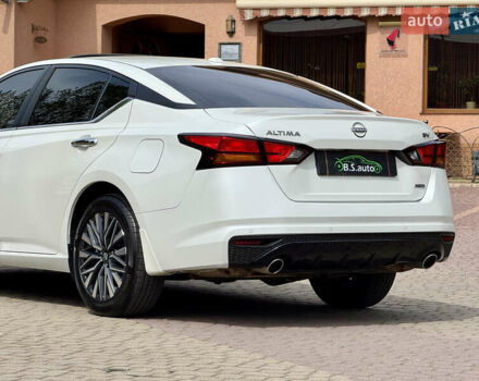 Белый Ниссан Альтима, объемом двигателя 2.5 л и пробегом 4 тыс. км за 24900 $, фото 16 на Automoto.ua