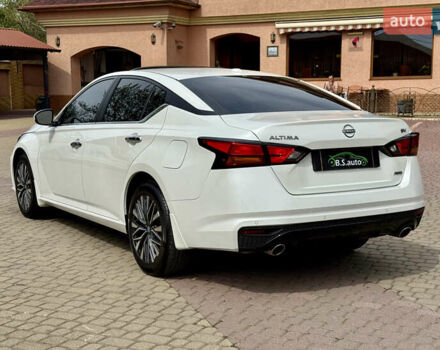 Белый Ниссан Альтима, объемом двигателя 2.5 л и пробегом 4 тыс. км за 24900 $, фото 15 на Automoto.ua