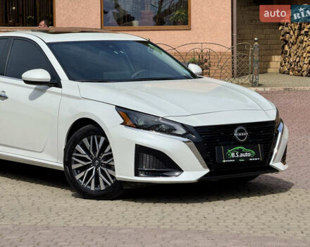 Белый Ниссан Альтима, объемом двигателя 2.5 л и пробегом 4 тыс. км за 24900 $, фото 26 на Automoto.ua