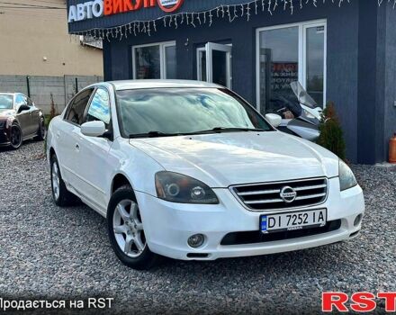 Белый Ниссан Альтима, объемом двигателя 2.5 л и пробегом 200 тыс. км за 3399 $, фото 1 на Automoto.ua