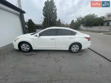 Білий Ніссан Альтіма, об'ємом двигуна 2.5 л та пробігом 209 тис. км за 8400 $, фото 1 на Automoto.ua