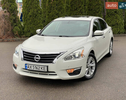 Белый Ниссан Альтима, объемом двигателя 2.5 л и пробегом 185 тыс. км за 8999 $, фото 1 на Automoto.ua