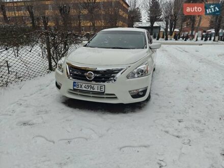Білий Ніссан Альтіма, об'ємом двигуна 2.5 л та пробігом 190 тис. км за 8300 $, фото 1 на Automoto.ua
