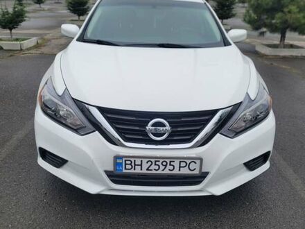 Білий Ніссан Альтіма, об'ємом двигуна 2.49 л та пробігом 163 тис. км за 9500 $, фото 1 на Automoto.ua