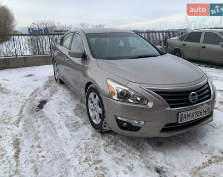 Бежевый Ниссан Альтима, объемом двигателя 2.49 л и пробегом 232 тыс. км за 8200 $, фото 1 на Automoto.ua