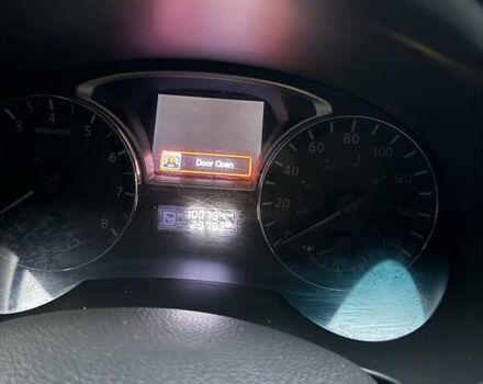 Черный Ниссан Альтима, объемом двигателя 2.5 л и пробегом 100 тыс. км за 10000 $, фото 4 на Automoto.ua