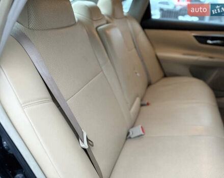 Черный Ниссан Альтима, объемом двигателя 2.5 л и пробегом 220 тыс. км за 8900 $, фото 10 на Automoto.ua