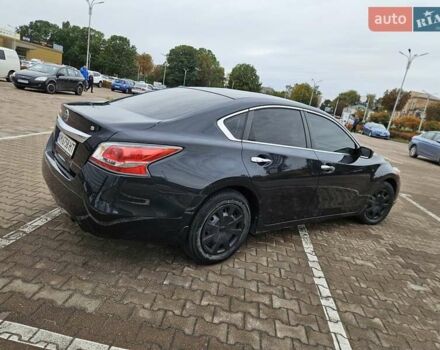 Чорний Ніссан Альтіма, об'ємом двигуна 2.49 л та пробігом 183 тис. км за 8150 $, фото 4 на Automoto.ua