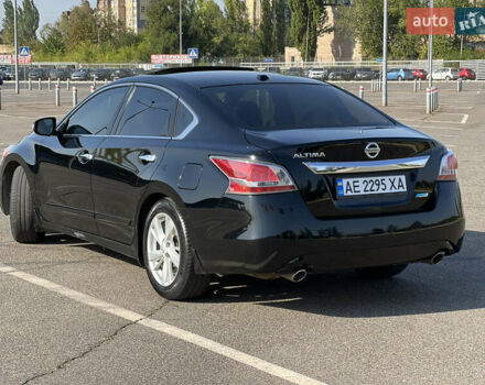 Чорний Ніссан Альтіма, об'ємом двигуна 2.5 л та пробігом 292 тис. км за 7800 $, фото 4 на Automoto.ua