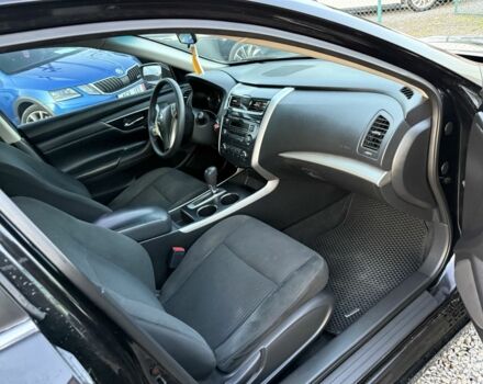 Чорний Ніссан Альтіма, об'ємом двигуна 2.5 л та пробігом 110 тис. км за 8800 $, фото 3 на Automoto.ua