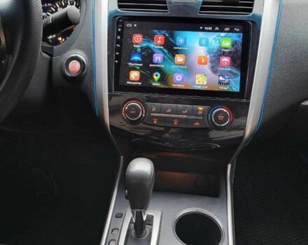 Черный Ниссан Альтима, объемом двигателя 2.5 л и пробегом 224 тыс. км за 8000 $, фото 11 на Automoto.ua