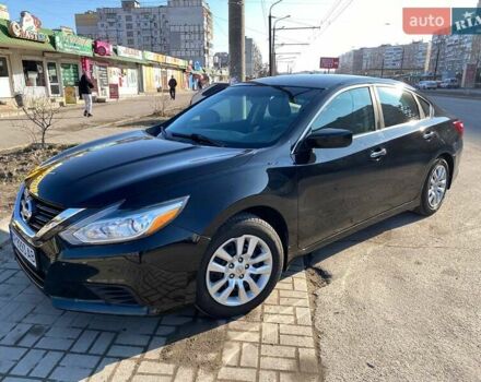 Черный Ниссан Альтима, объемом двигателя 2.49 л и пробегом 153 тыс. км за 8650 $, фото 4 на Automoto.ua