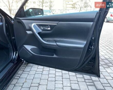 Черный Ниссан Альтима, объемом двигателя 2.49 л и пробегом 153 тыс. км за 8650 $, фото 24 на Automoto.ua