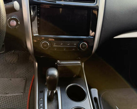 Черный Ниссан Альтима, объемом двигателя 2.49 л и пробегом 280 тыс. км за 8399 $, фото 12 на Automoto.ua