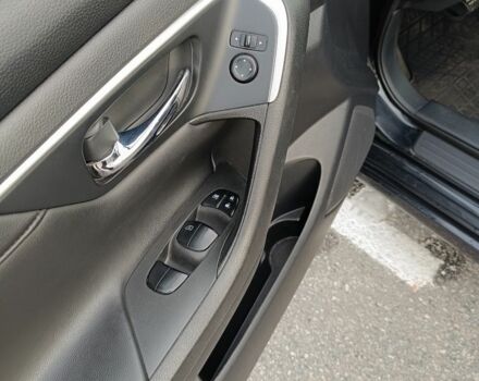 Черный Ниссан Альтима, объемом двигателя 2.5 л и пробегом 258 тыс. км за 7900 $, фото 13 на Automoto.ua