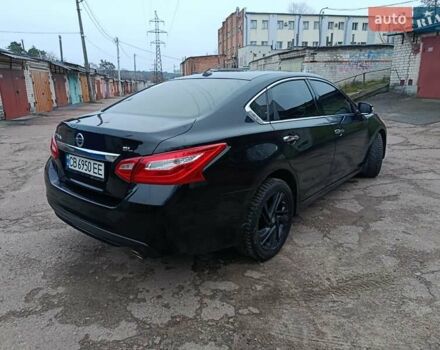 Чорний Ніссан Альтіма, об'ємом двигуна 2.49 л та пробігом 129 тис. км за 11700 $, фото 4 на Automoto.ua