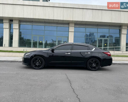 Черный Ниссан Альтима, объемом двигателя 2.49 л и пробегом 226 тыс. км за 10800 $, фото 23 на Automoto.ua