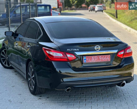 Чорний Ніссан Альтіма, об'ємом двигуна 2.5 л та пробігом 220 тис. км за 9500 $, фото 3 на Automoto.ua