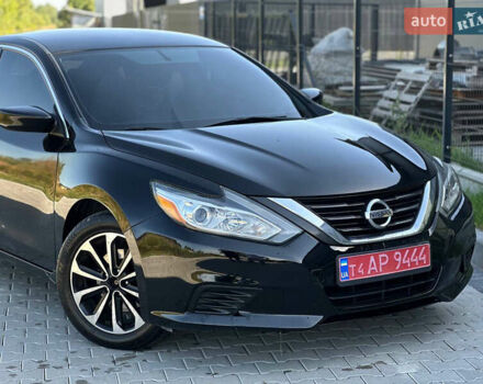 Чорний Ніссан Альтіма, об'ємом двигуна 2.5 л та пробігом 220 тис. км за 9500 $, фото 1 на Automoto.ua