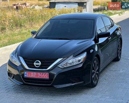 Чорний Ніссан Альтіма, об'ємом двигуна 2.5 л та пробігом 220 тис. км за 9500 $, фото 5 на Automoto.ua