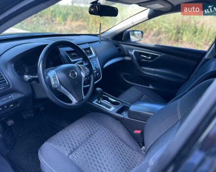 Чорний Ніссан Альтіма, об'ємом двигуна 2.5 л та пробігом 220 тис. км за 9500 $, фото 11 на Automoto.ua