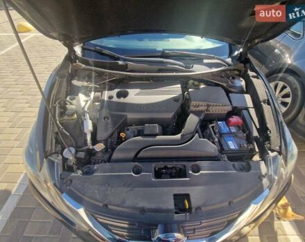 Черный Ниссан Альтима, объемом двигателя 2.49 л и пробегом 171 тыс. км за 10700 $, фото 13 на Automoto.ua