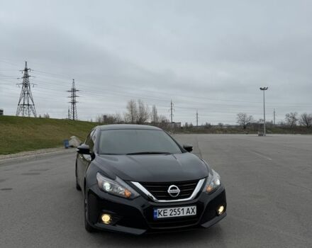 Черный Ниссан Альтима, объемом двигателя 2.5 л и пробегом 200 тыс. км за 9500 $, фото 1 на Automoto.ua