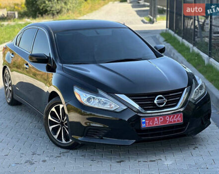 Чорний Ніссан Альтіма, об'ємом двигуна 2.5 л та пробігом 220 тис. км за 9500 $, фото 4 на Automoto.ua