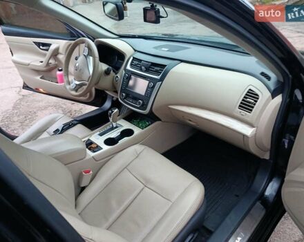 Чорний Ніссан Альтіма, об'ємом двигуна 2.49 л та пробігом 129 тис. км за 11700 $, фото 16 на Automoto.ua