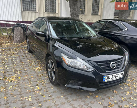 Черный Ниссан Альтима, объемом двигателя 2.49 л и пробегом 171 тыс. км за 8888 $, фото 11 на Automoto.ua