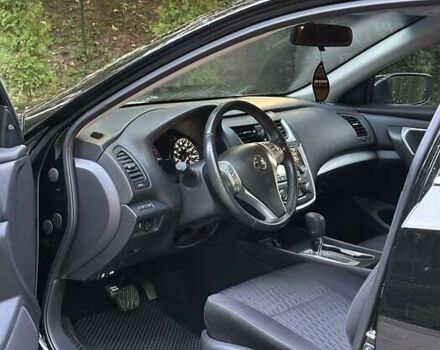 Черный Ниссан Альтима, объемом двигателя 2.49 л и пробегом 145 тыс. км за 12500 $, фото 27 на Automoto.ua