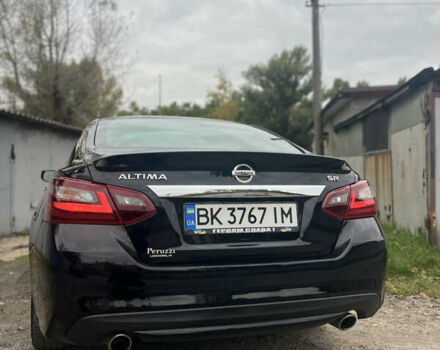 Черный Ниссан Альтима, объемом двигателя 2.49 л и пробегом 171 тыс. км за 8888 $, фото 18 на Automoto.ua
