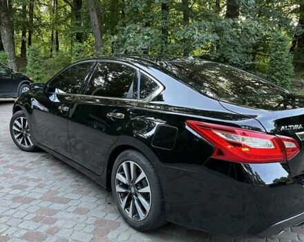 Черный Ниссан Альтима, объемом двигателя 2.49 л и пробегом 145 тыс. км за 12500 $, фото 15 на Automoto.ua