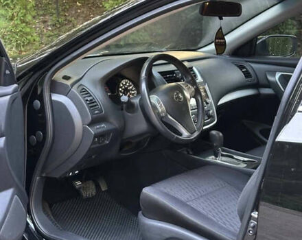 Черный Ниссан Альтима, объемом двигателя 2.49 л и пробегом 200 тыс. км за 10500 $, фото 11 на Automoto.ua