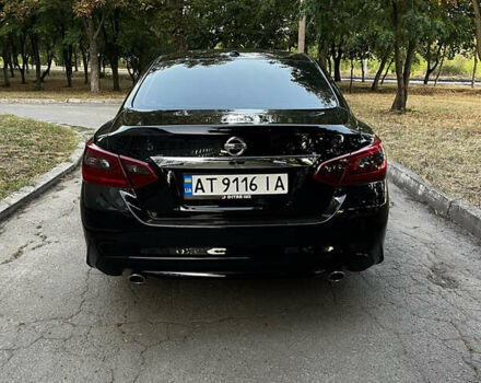 Черный Ниссан Альтима, объемом двигателя 2.49 л и пробегом 139 тыс. км за 11850 $, фото 7 на Automoto.ua