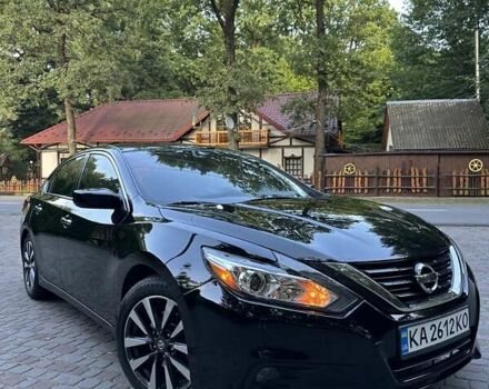 Черный Ниссан Альтима, объемом двигателя 2.49 л и пробегом 145 тыс. км за 12500 $, фото 8 на Automoto.ua