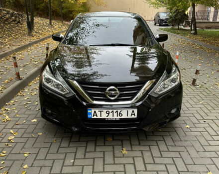 Черный Ниссан Альтима, объемом двигателя 2.49 л и пробегом 142 тыс. км за 11500 $, фото 1 на Automoto.ua