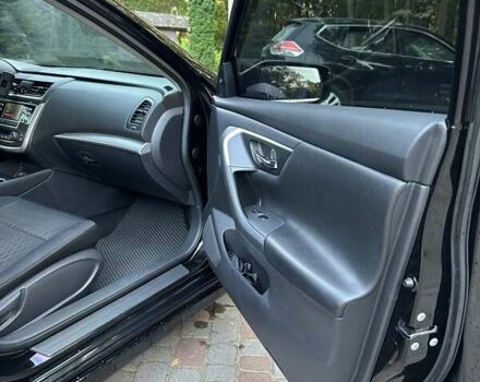 Черный Ниссан Альтима, объемом двигателя 2.49 л и пробегом 145 тыс. км за 12500 $, фото 28 на Automoto.ua