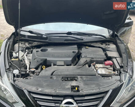 Черный Ниссан Альтима, объемом двигателя 2.49 л и пробегом 171 тыс. км за 8888 $, фото 31 на Automoto.ua